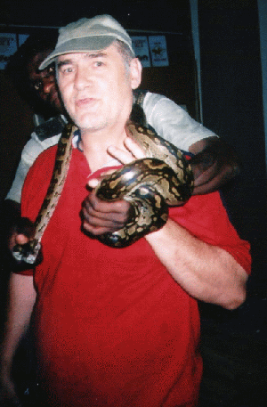 snake hugh1